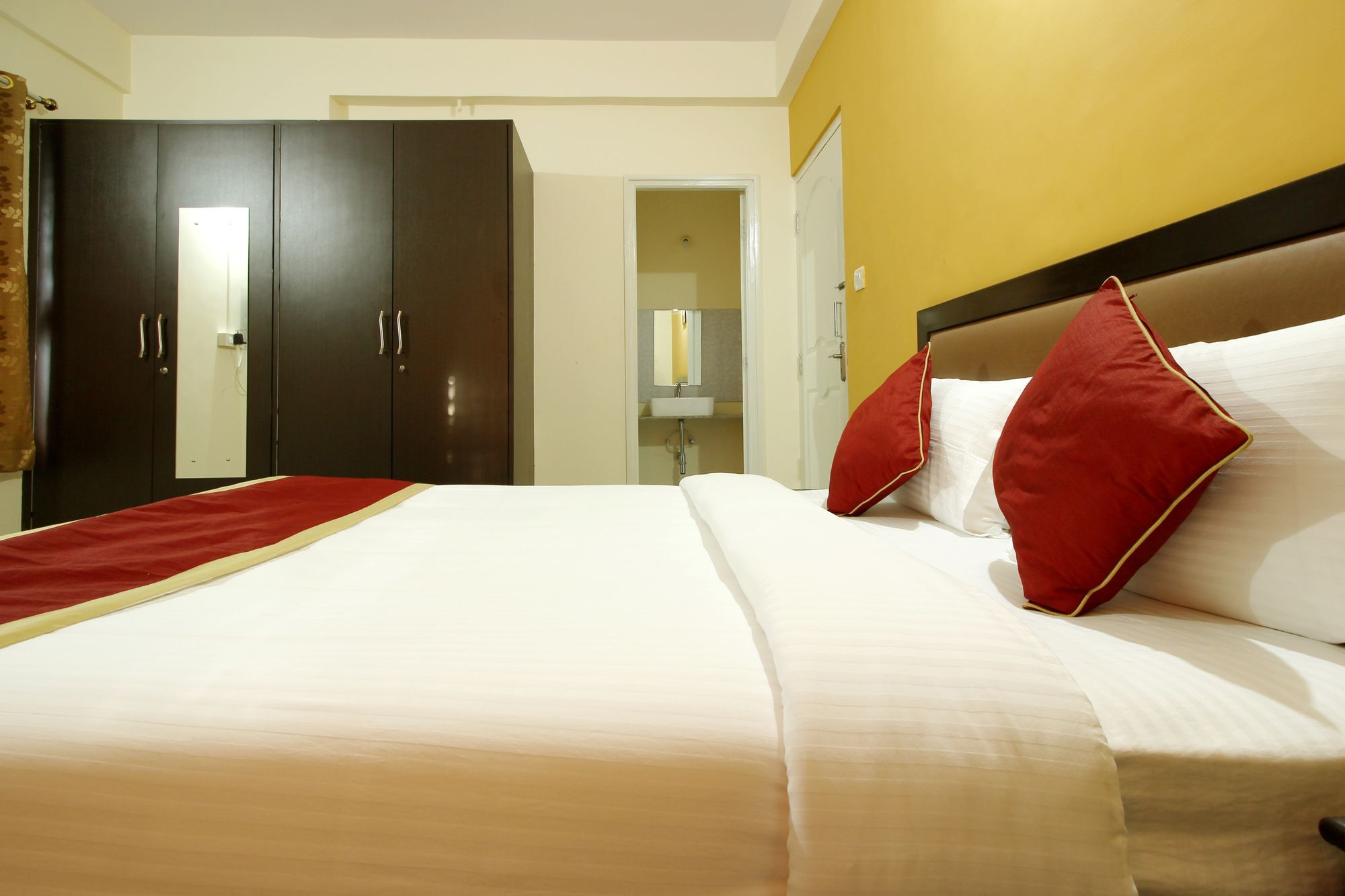 The Banjaara Suites Bangalore Eksteriør billede